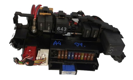3 - Audi a4 b8 8k9 2.0 tdi блок предохранителей