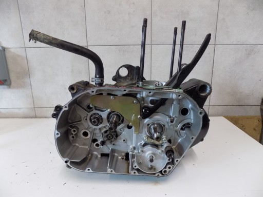 BENELLI IMPERIALE 400 БЛОК ВАЛ КОРОБКА