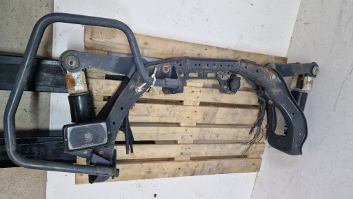 Балка підвіски задньої кабіни actros mp4 9603101429