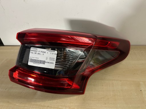 Nissan qashqai ii ліфт задній правий ліхтар