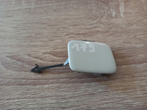 abschleppöse der stoßstange heck AUDI TT 8S0807441A