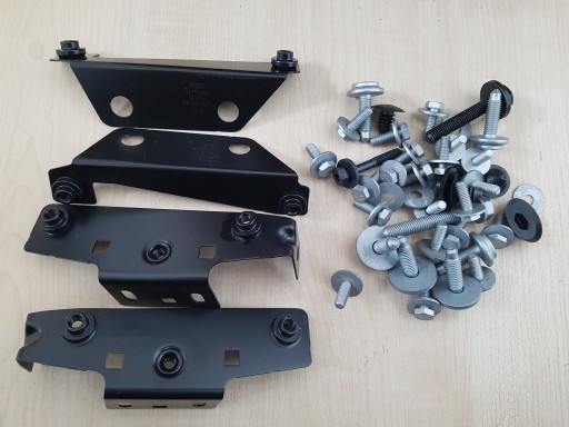 4H0098625 - КОМПЛЕКТ НАПР. Крыло AUDI P. A8 10-17