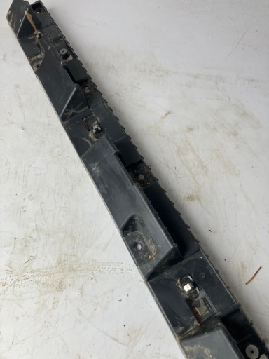 holder mouldings PROGOWEJ RENAULT MEGANE V E-TECH right front