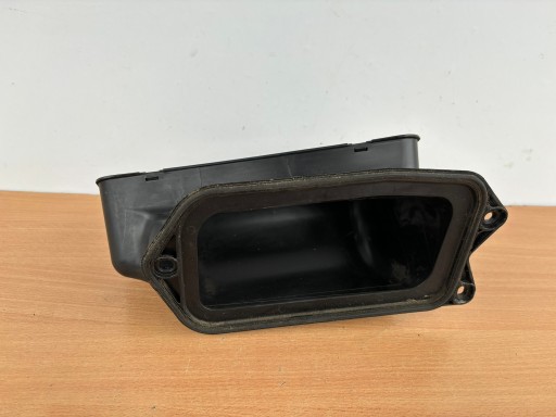 intake air duct AUDI A4 B8 A5 8T 8K1819904 K130/AZ609