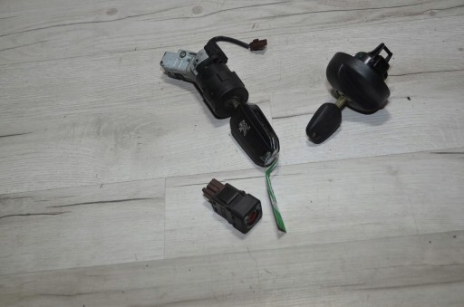 ignition 2x key Peugeot Partner III lift 13r