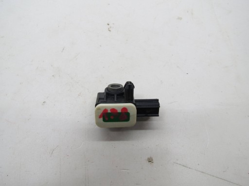 Beschleunigungssensor Crashsensor AIRBAG VOLVO S60 II V60 und 8V4T14B006AA 110527