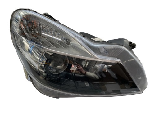 W230 W230 - ЛАМПА ПРАВА AMG SL R230 230 LIFT A23082061