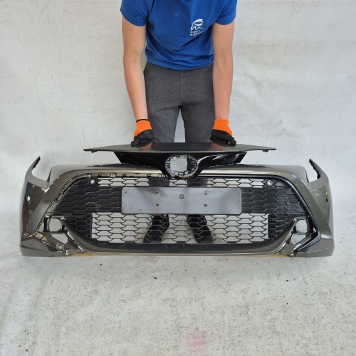 TOYOTA COROLLA XII E21 KOMBI HB bumper front front PDC 52114-YY010