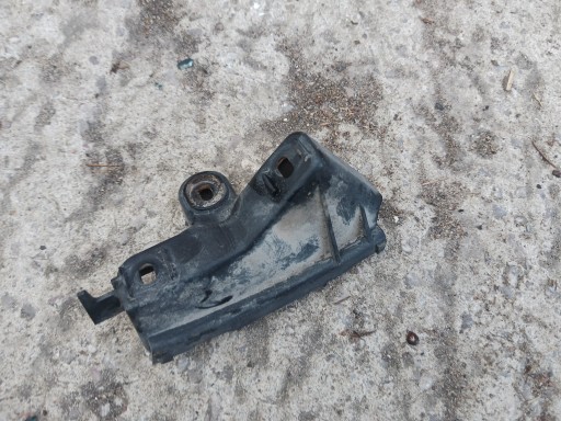 držač branika stražnjeg lijevi Audi A6 4F C6 Avant 2004-2008 4F9807897A