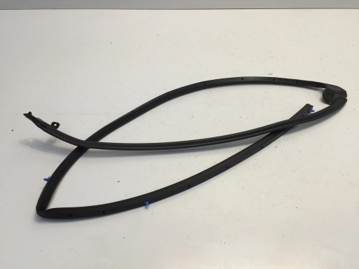 9825986280 - PEUGEOT 2008 II НИЖНЯЯ ПРОКЛАДКА ДВЕРИ ПРАВАЯ ЗАДНЯЯ