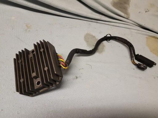 BMW F 650 GS 2003r регулятор напряжения