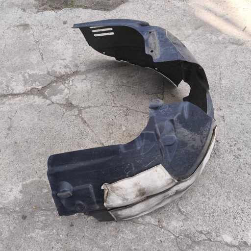 Ford Fiesta MK7 LIFT mudguard front right oryginalne