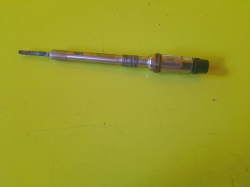 Датчик свечи накаливания 0103110102 audi q2 81a 17r