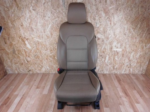 KIA Sportage IV seat left front front sitting place left