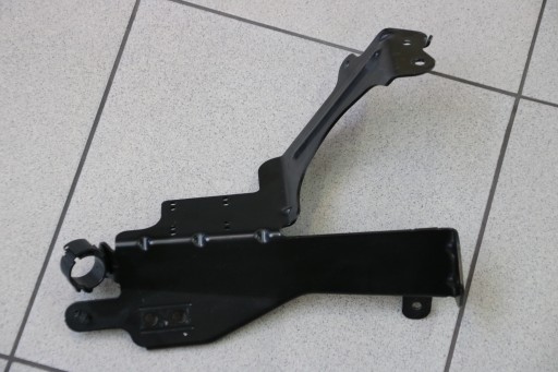BMW G20 G21 320e 330e Poignée Support plaque DODATKOWEJ POMPY d’eau 6820736
