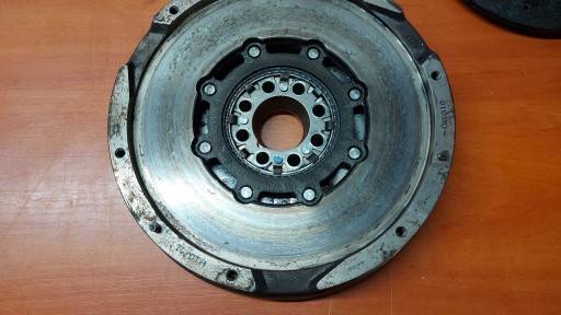 clutch DWUMASA TOYOTA AVENSIS T25 COROLLA VERSO 2,2 177KM D-CAT
