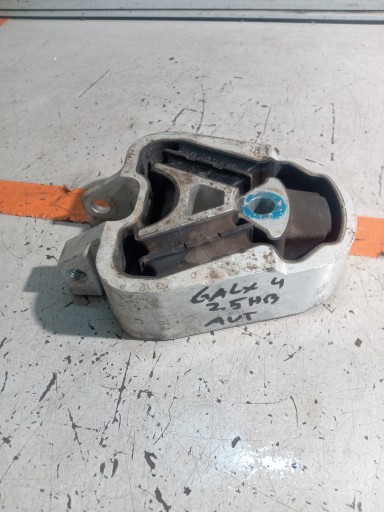 M1G3-6P082-AA - FORD GALAXY MK4 ЛАПА ПОДУШКА КОРОБКИ 2.5