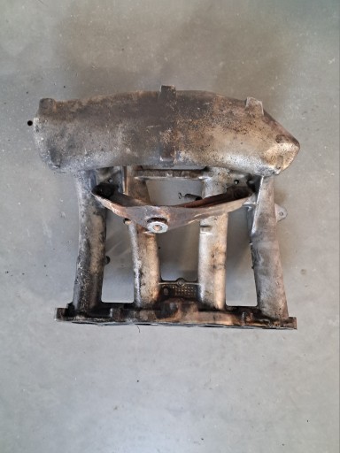 intake manifold MERCEDES W124 W201 2,0 2,3 1021413501