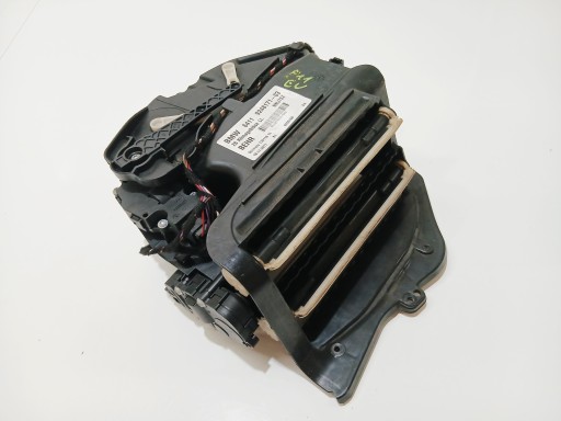 obal ventylátora topení BMW F11 EU 9248171