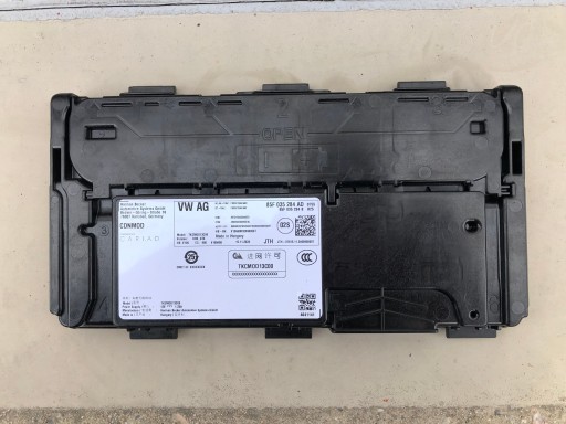 85F035284AD 85F - Телематический модуль vw audi 85f035284ad.....