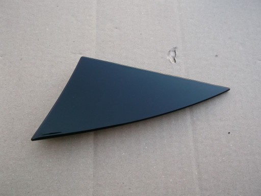 75055-47010 - TOYOTA PRIUS IV ЗАХИСТ ДАХУ ПРАВИЙ КУТ