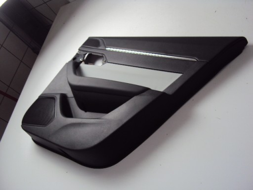 ОББИВКА ПРАВОЇ ЗАДНЬОЇ ДВЕРІ PEUGEOT 508 II HB