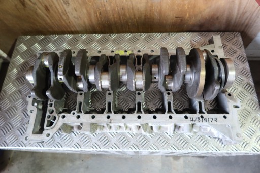 БЛОК ДВИГУНА ЗАЇЗД ВАЛ BMW X5 X6 7585986