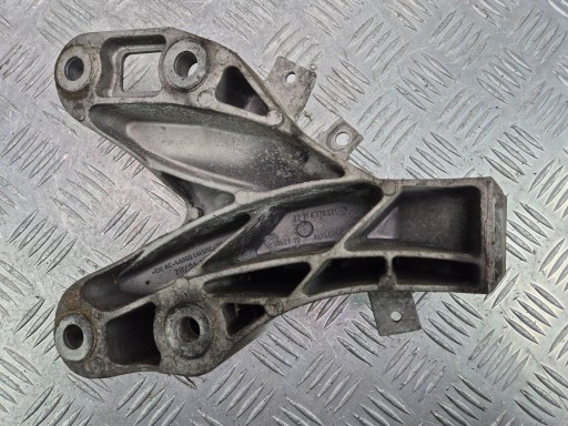 držiak motora BMW X5 E70 40i 6778331 N55B30A