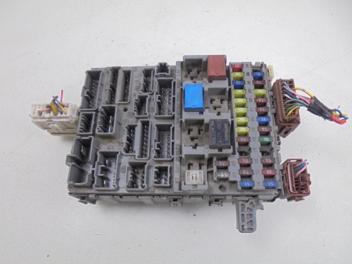 SJD-E021 - БЛОК ЗАПОБІЖНИКІВ 38650-SJD-E01 HONDA HR-V