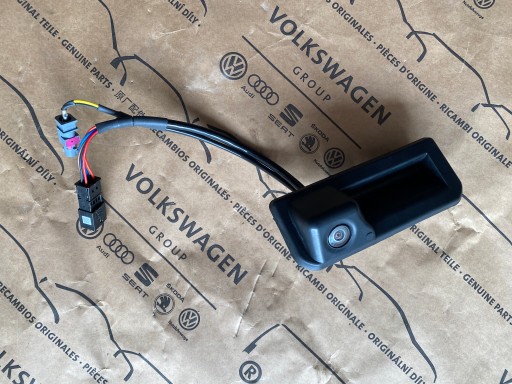 Audi q3 83a s-line камера заднього виду ручка двері оригінал audi 81a827566a 32км