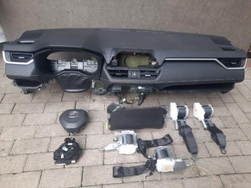 Панель приладів toyota rav 4 v 2019r