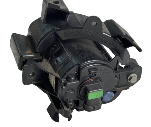 fog light right holder NISSAN QAHQAI and 06- 261508990A