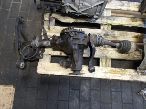 MR453792 - ПЕРЕДНИЙ МОСТ MITSUBISHI PAJERO IV 3.2