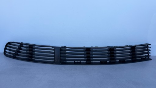 VW PASSAT B5 96-00 ROK levá mřížka nárazníku 3B0853677B KP8/C7