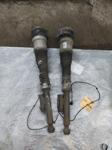 a000.021 - Амортизатор пневматичний mercedes w221 клас зад