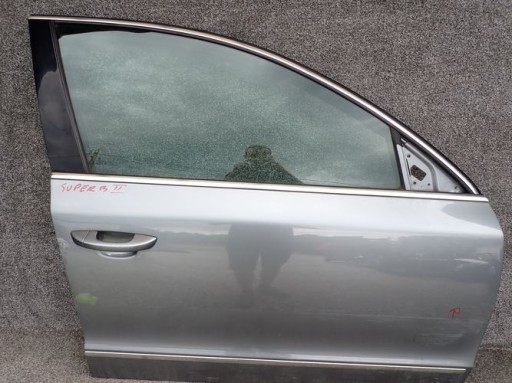 SKODA SUPERB II 08- door right front front KPL