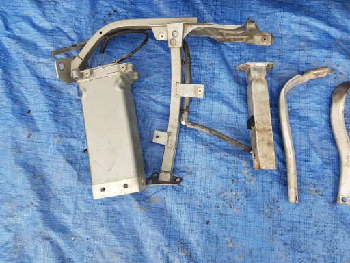 hütöfal hüttök AUDI A8 D4 4H 3.0 TDI