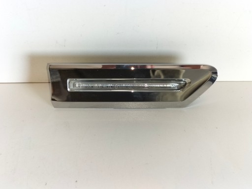 blinker indicator of a fender front right BMW 7 F01 F02 08