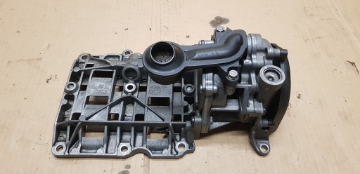 BMW 3.0 D N47 масляный насос 7707492226