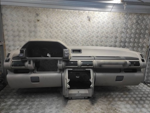 КАБИНА ПРИБОРНАЯ ПАНЕЛЬ LAND ROVER FREELANDER И