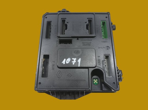 Module 284B11887R X95 Renault Scenic III (2009- )
