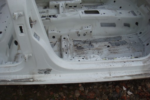 VW GOLF VII 5G ЧЕТВЕРТЬ ПОРОГА ПРАВАЯ СТОЙКА