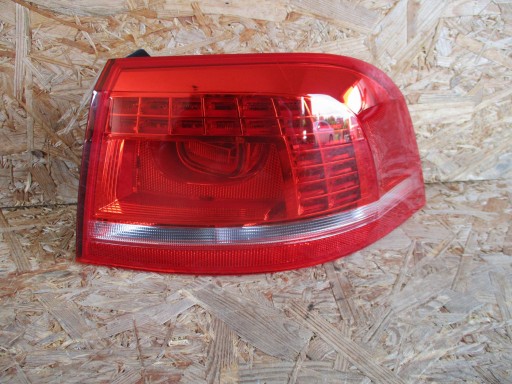 light rear part rear right VW PASSAT B7 KOMBI