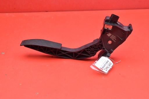 potentiometer accelerator pedal EU 84657611 OPEL INSIGNIA B 1.6 TURBO 200 KM 17-20