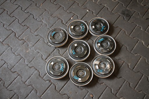 2151. pulley 05L105251C