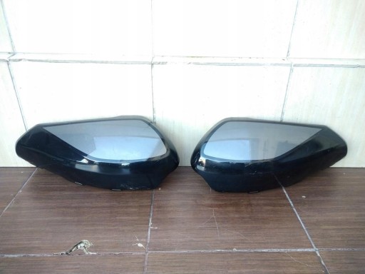 00000000000 - Кришка капота Баку мотоцикла INDIAN FTR 1200S 19r