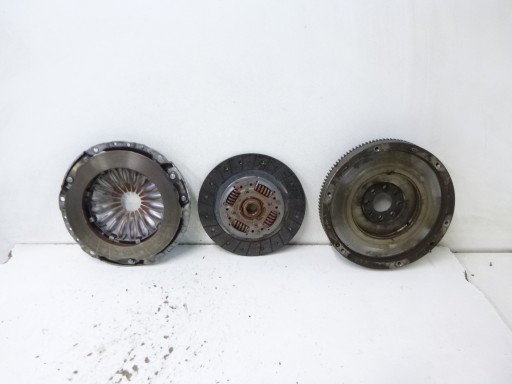 wheel flywheel clutch pressure plate Fiat Punto II Lift 1.3 JTD 2005r. Valeo