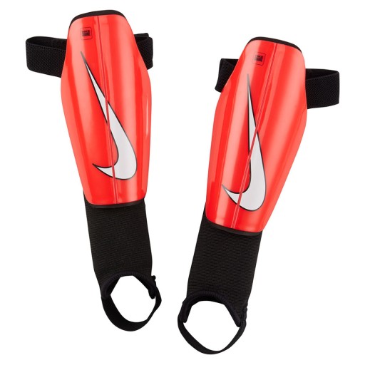 Футбольні наголінники Nike Charge DX4610-635