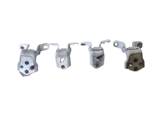 РЕЙНДЖЕР 3 17 ГОД ДВЕРНАЯ ПЕТЛЯ