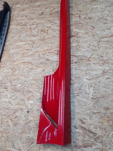 FERRARI F430 поріг ступені права смуга